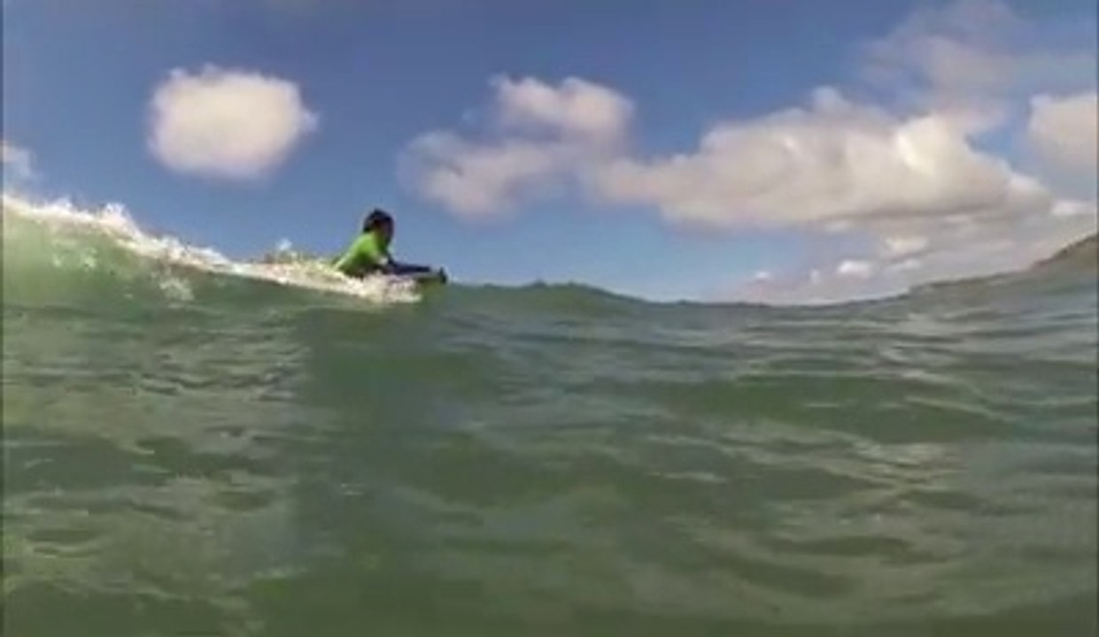 Crozon. Compétition de bodyboard avec Laury Thilleman