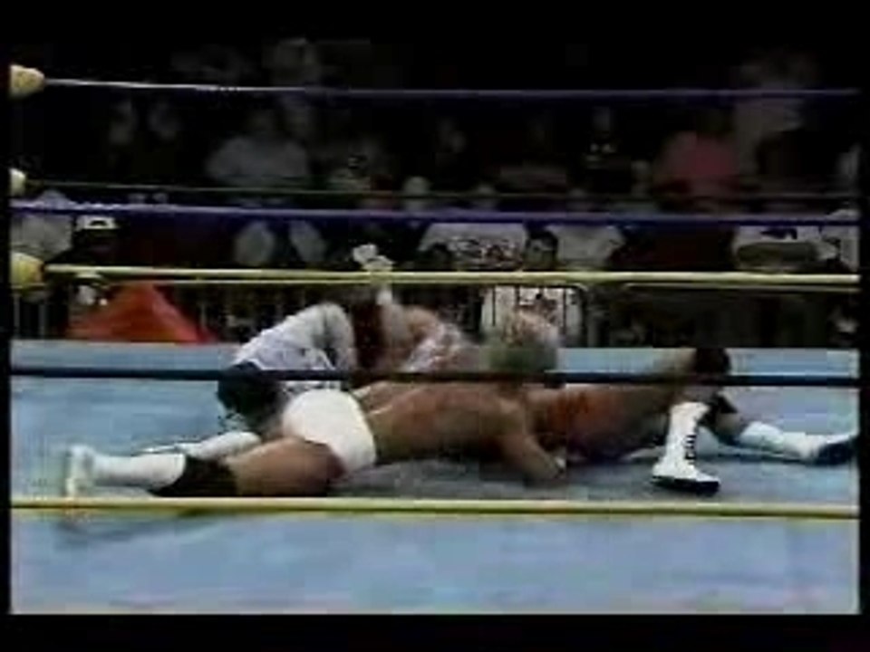 Brian Pillman vs Shane Douglas 10/17/92