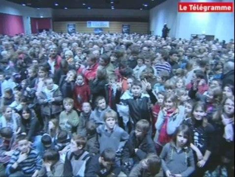 Les navigateurs accueillis en héros