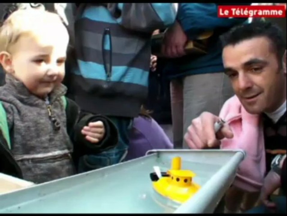 Ploubazlanec. Le petit bateau qui fait pop-pop