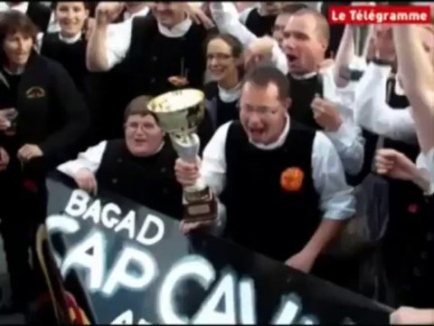 Lorient. Cap Caval, champion des bagadoù