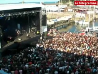 Paimpol. Cocoon enchante le Chant de marin