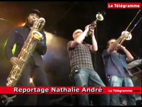 Fête du bruit dans Landerneau . Lavilliers plébiscité