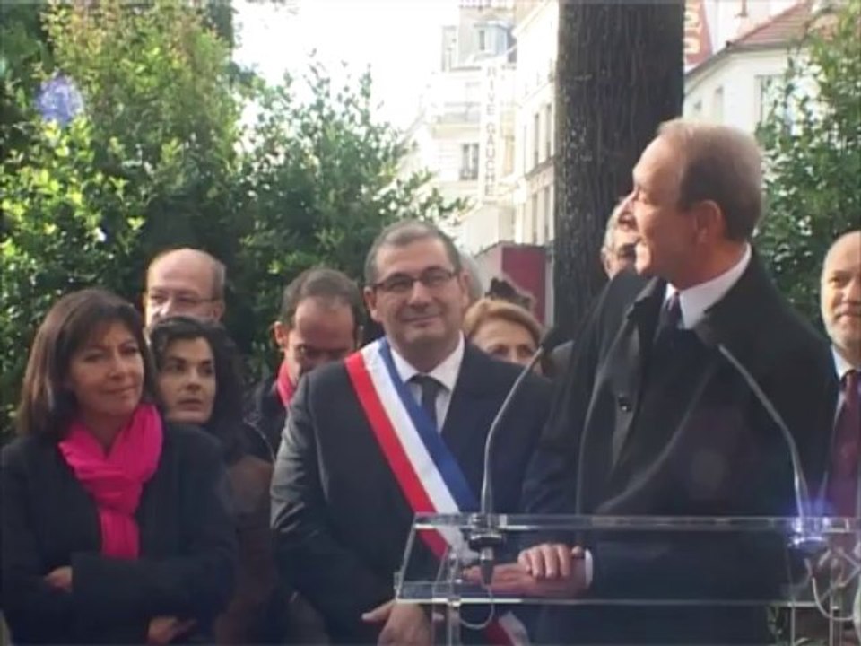 Paris (France) 21/10/2013 Discourt Bertrand Delanoë inauguration place Stephane Hessel