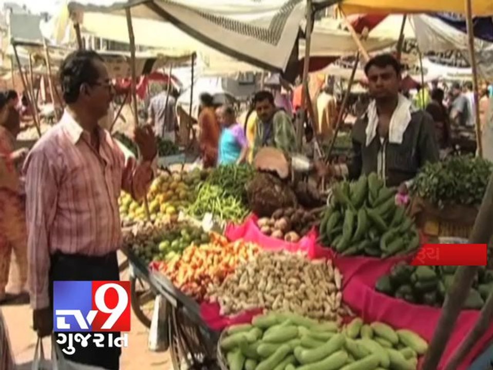 Onions vanishing from kitchens as prices soar high - Tv9 Gujarat