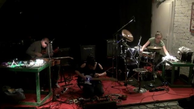 Experimental Noise Music - ASTMA and IOIOI # 03 - Live at GEZ-21