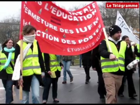 IUFM de Brest. Les futurs enseignants sont en colère
