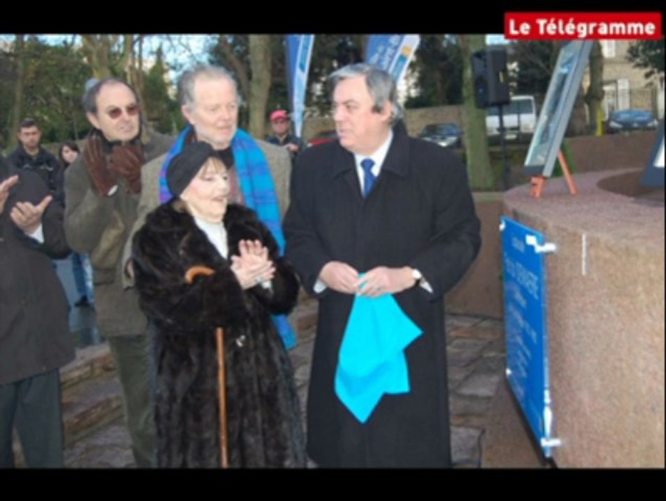 Mado Maurin - "Patrick a été applaudi à son entrée dans le monde"