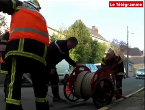 Vannes (56). L'ancienne clinique Sainte-Claire en feu