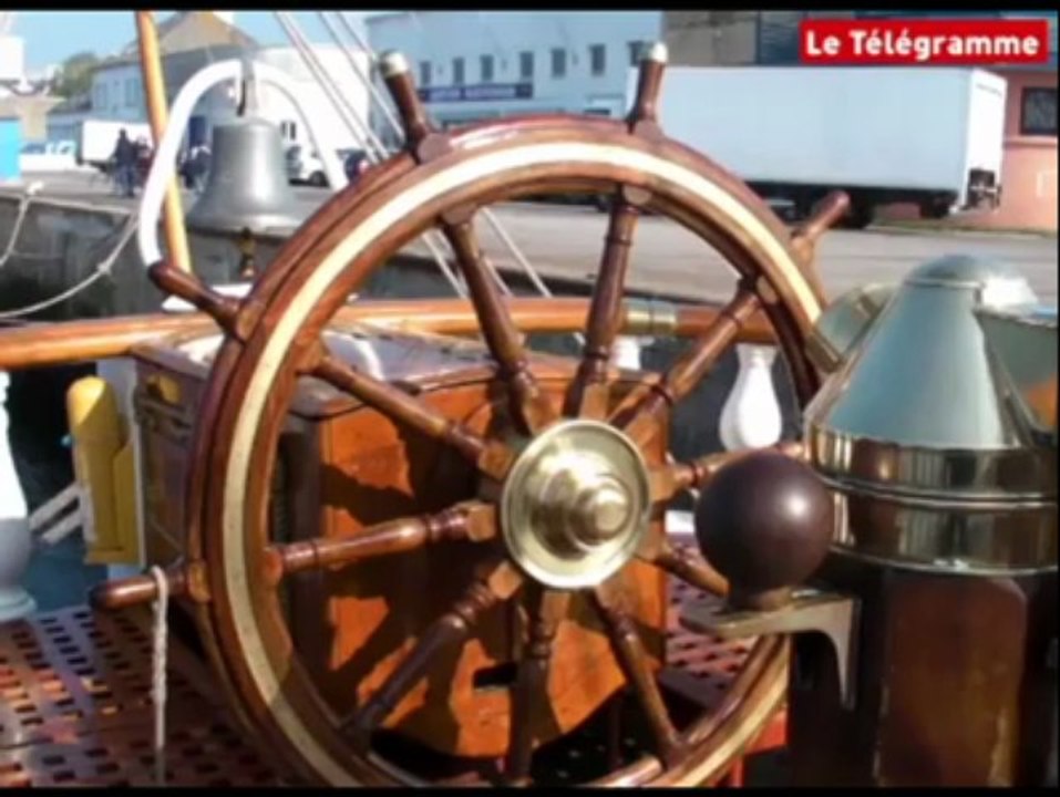 Concarneau( 29). Le Belem : le voilier entretient le rêve