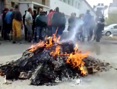 manifestation d'ostréiculteurs à La Trinité-sur-Mer (56)