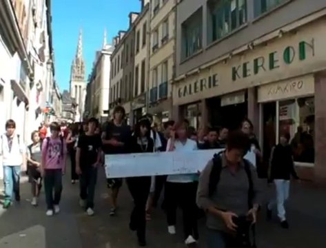 Quimper. Marche silencieuse pour la mort d'un ado