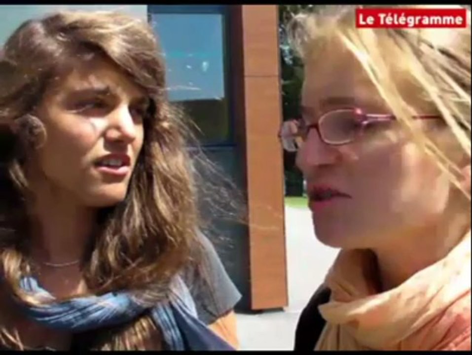 Vannes (56). A la sortie de la philo...