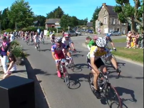 Pierre Le Bigaud. Quelques pas de country en attendant les coureurs