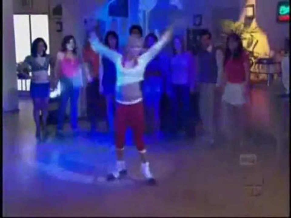 Angelique Boyer en Muchachitas como tu (8)