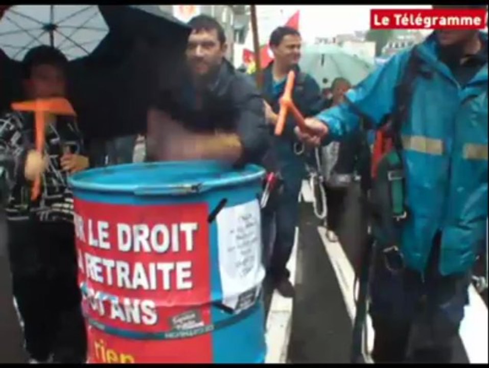 Saint-Brieuc (22). Des milliers de manifestants battent le pavé sous la pluie