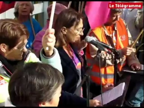 Lannion (22). 10.000 manifestants au son du deux tons