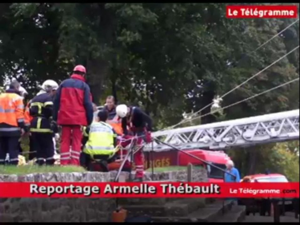 Lamballe (22). Il chute dans le clocher : grosse intervention des pompiers
