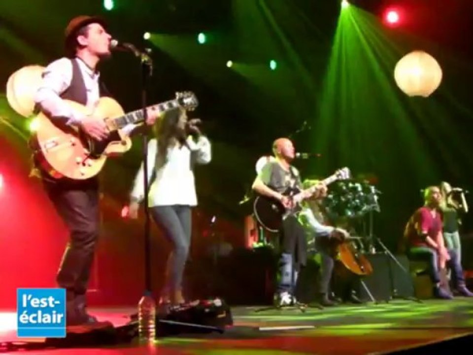 Tryo invite les gagnantes du jeu #ChoraleTryo sur scène