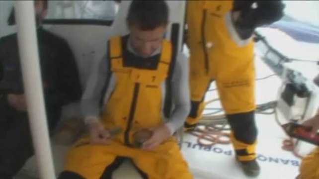 Trophée Jules-Verne. En mer avec l'équipage de Banque Populaire