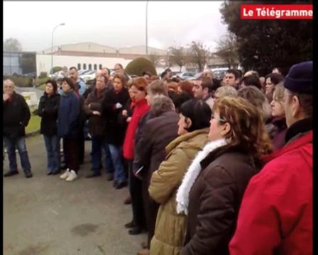 Châteaulin. 150 salariés débrayent chez Doux