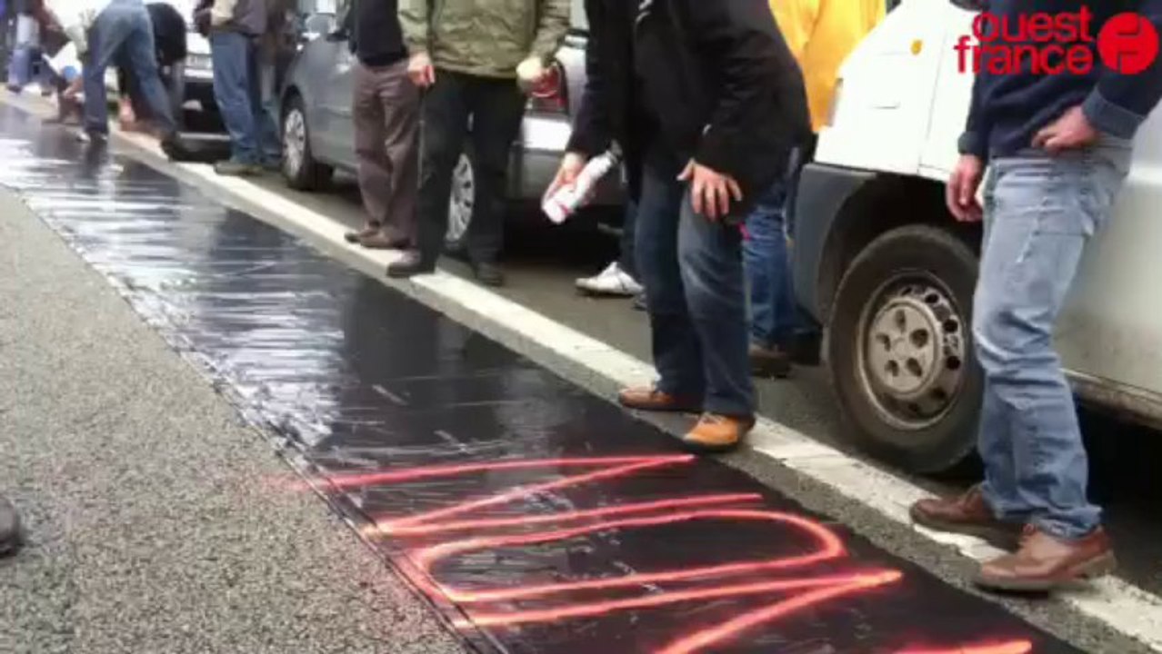 Les agriculteurs de la FDSEA contre l'écotaxe ...
