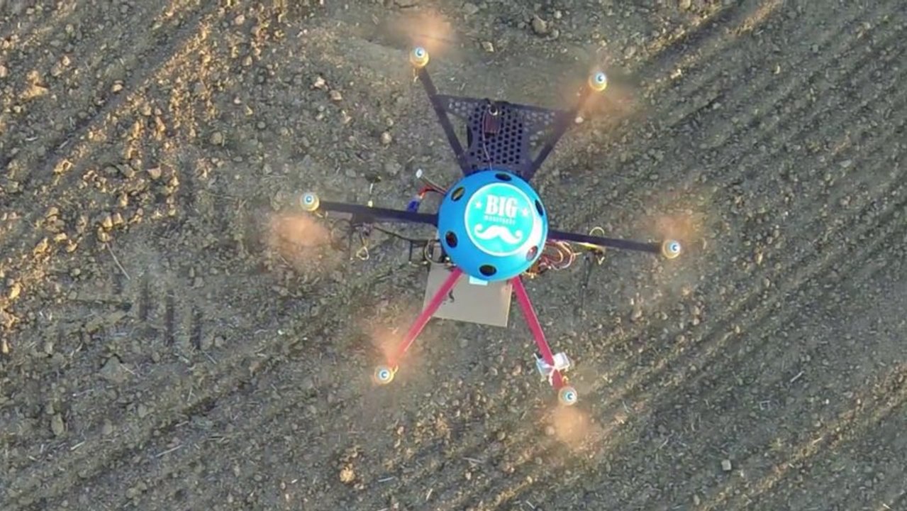 La livraison extra-terrestre de Big Moustache