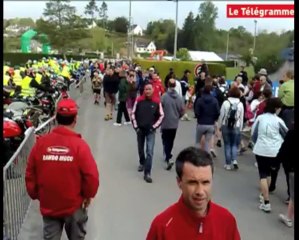 Download Video: Belle-Isle-en-Terre (22). 6.840 participants à la Rando Muco