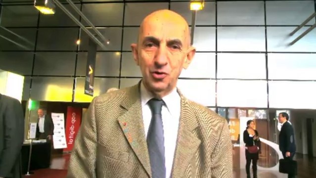 Louis Gallois Commissaire Général à l'investissement en direct des Rencontres Cap Digital La R&D fait son Show