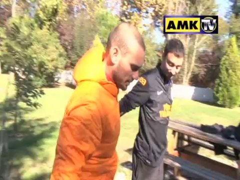 Sneijder röportajının perde arkası görüntüleri