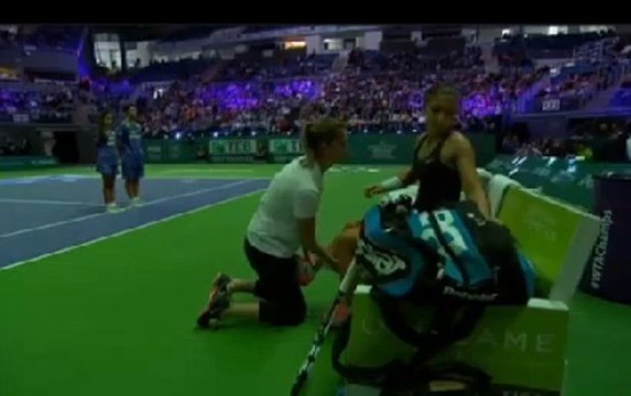 Errani chiama fisioterapista ed ultimo game Masters WTA Istanbul 2013 - Livetennis.it