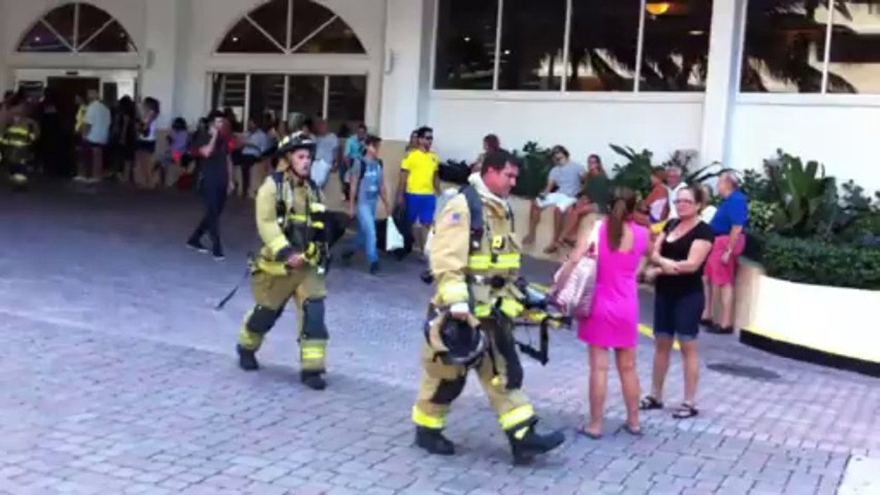 Fire at the Decoplage, Miami Beach