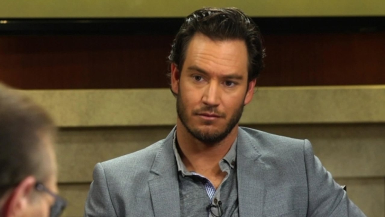 Breckin Meyer Talks About Meeting Mark-Paul Gosselaar On ?Saved By The Bell?
