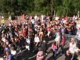 DEFILE DES MUSICIENS A LA FETE DE L'ACCORDEON A LUZY