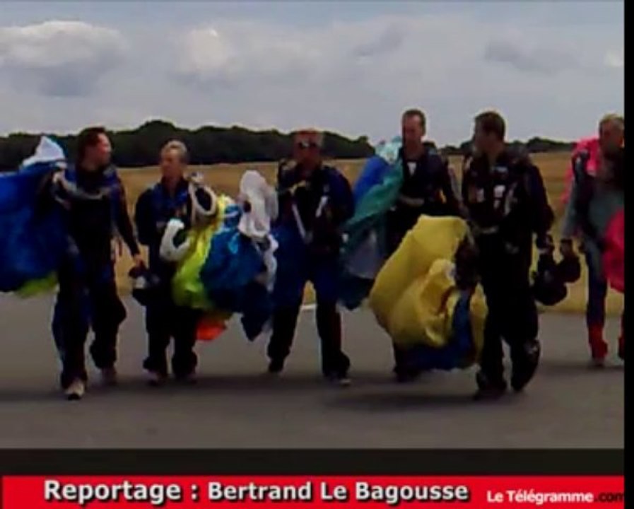 Vannes. Caméra embarquée pour un ballet aérien