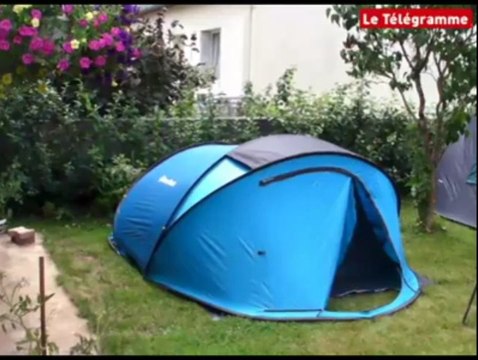 Vieilles Charrues. Une histoire d'amitié entre des festivaliers et des Carhaisiens