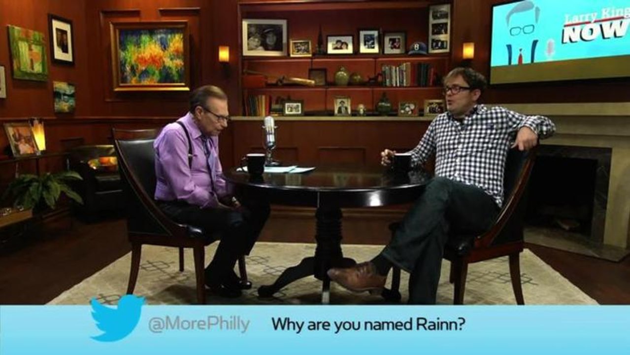 "The Office" Star Rainn Wilson Answers Social Media Questions