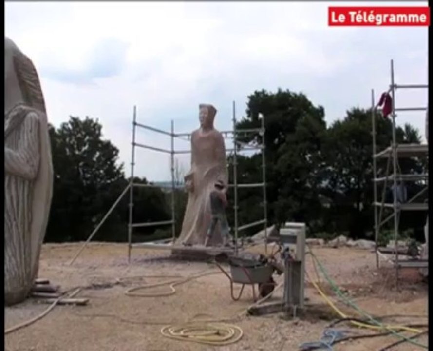 Carnoët (22). Vingt statues à admirer dans la Vallée des Saints