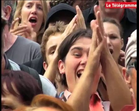 Bout du Monde. Les images du concert de Yaël Naim