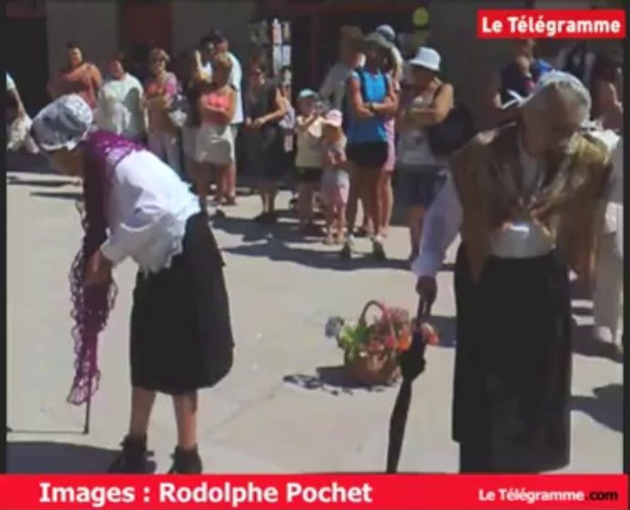 Concarneau. Filets Bleus : drôles de commères !