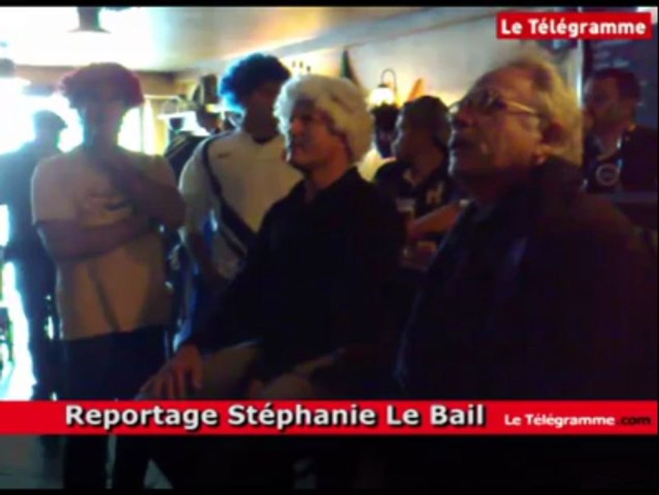 Vannes (56). Rugby : des supporters tendus au port