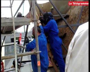Brest. Les ouvriers de la Sobrena continuent l'étrave Espoir II