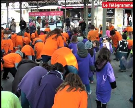 Saint-Brieuc. Flashmob pour célébrer la journée des Droits de l'enfant