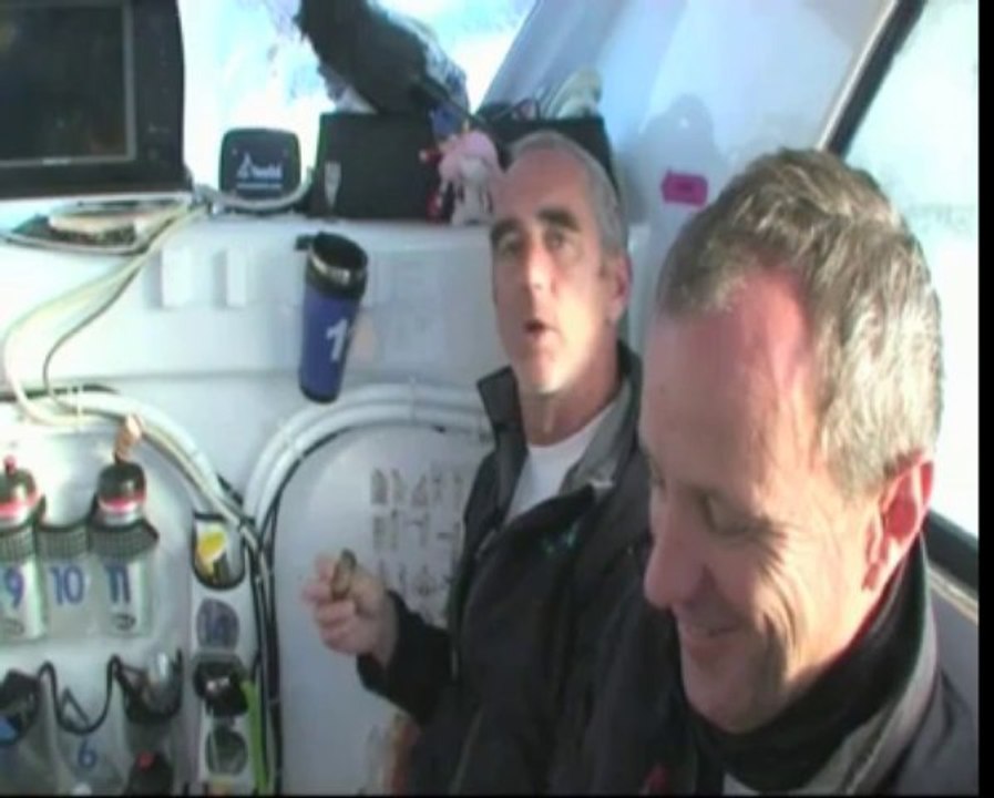 Trophée Jules-Verne. Anniversaire de Loïck Peyron dans les 40èmes Rugissants