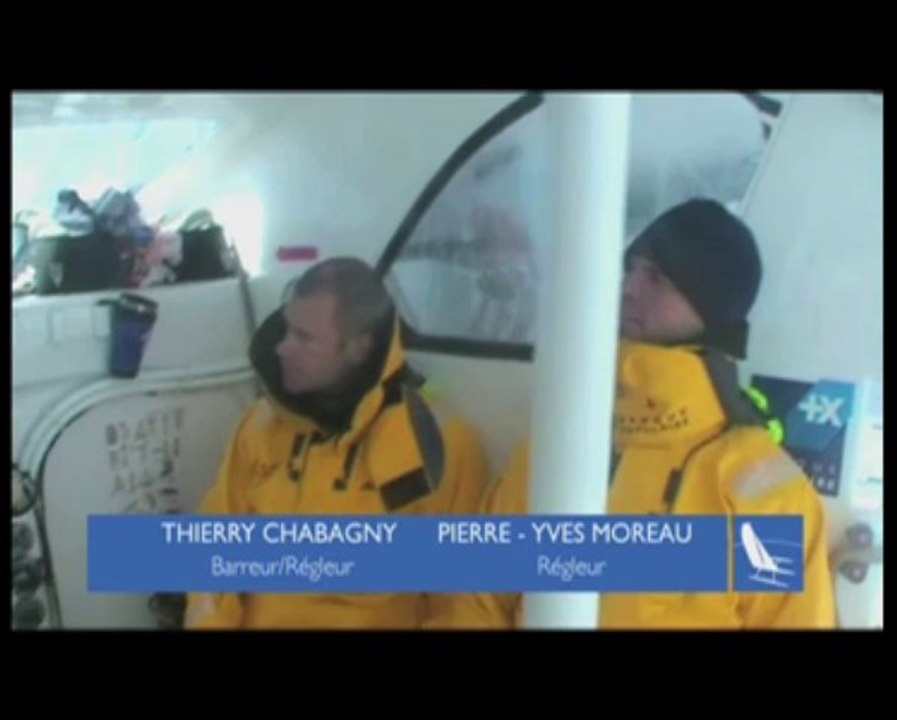 Trophée Jules-Verne. A la barre du Maxi Banque Populaire V par 45° Sud