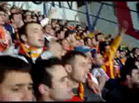 2008-2009 Fenerbahçe - Galatasaray Saldırın Durmadan
