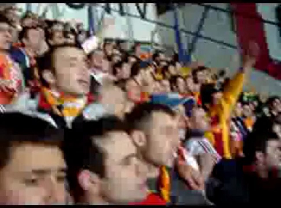 2008-2009 Fenerbahçe - Galatasaray Saldırın Durmadan