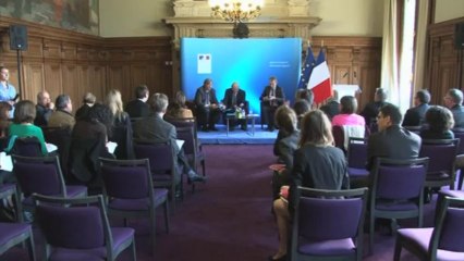 Présentation d'un accord relatif au contrat de génération dans la filière alimentaire