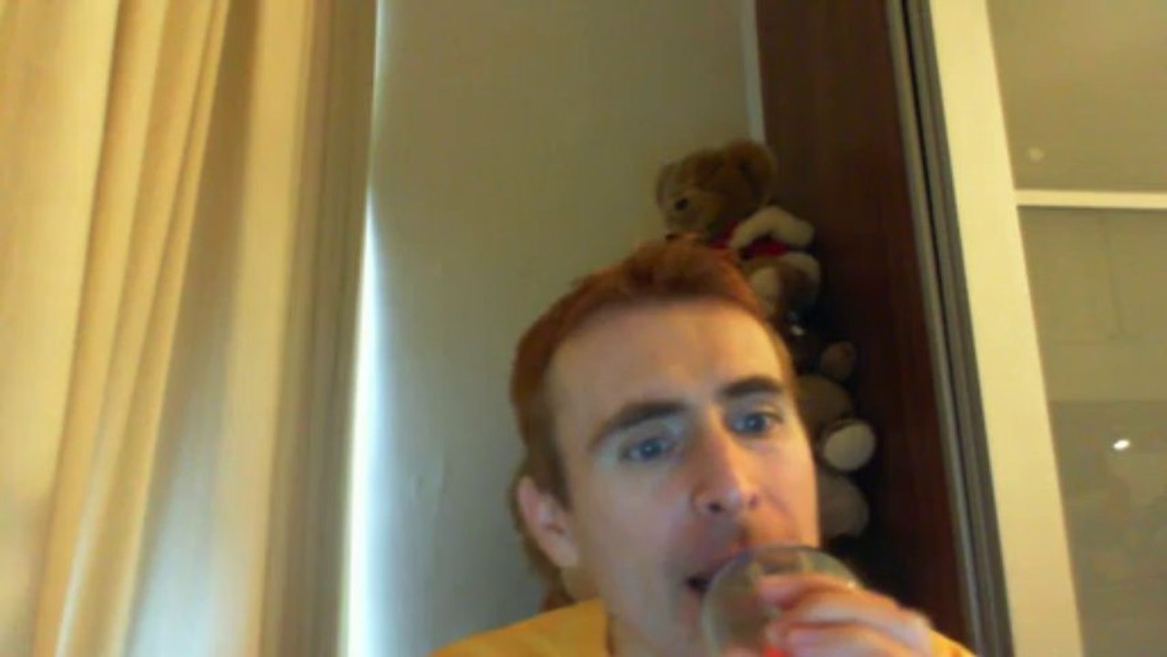 Wiwi égratigne "you shook me all night long" d'AC/DC