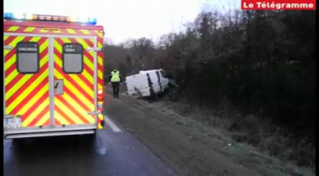 La Forêt-Fouesnant (29). Trois blessés dans une collision entre un car scolaire et un fourgon